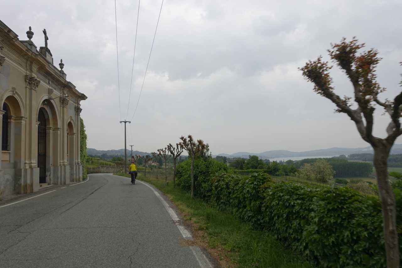 488E3FE0-7236-4AA5-A51E-622A7B7DFA51