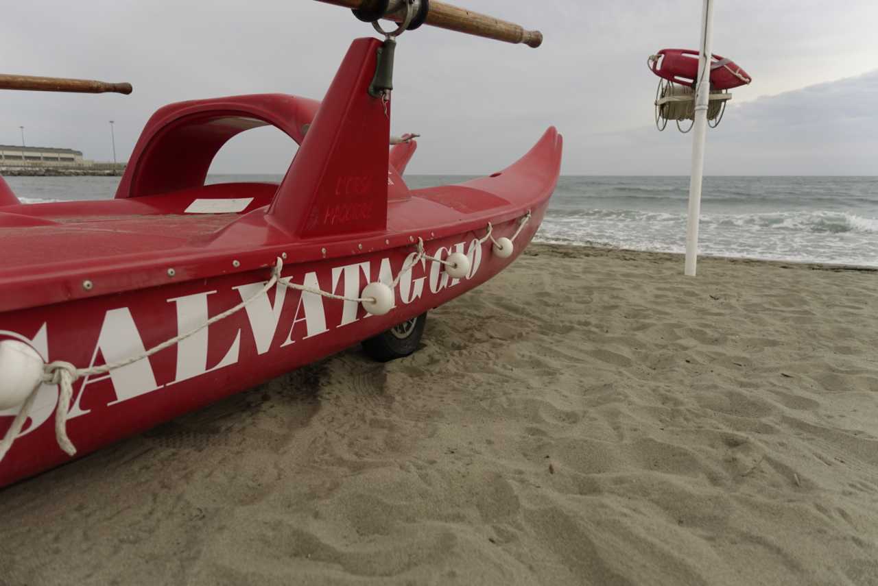 0B93B668-0718-4EDB-AE82-1AB8ED4ECD6E