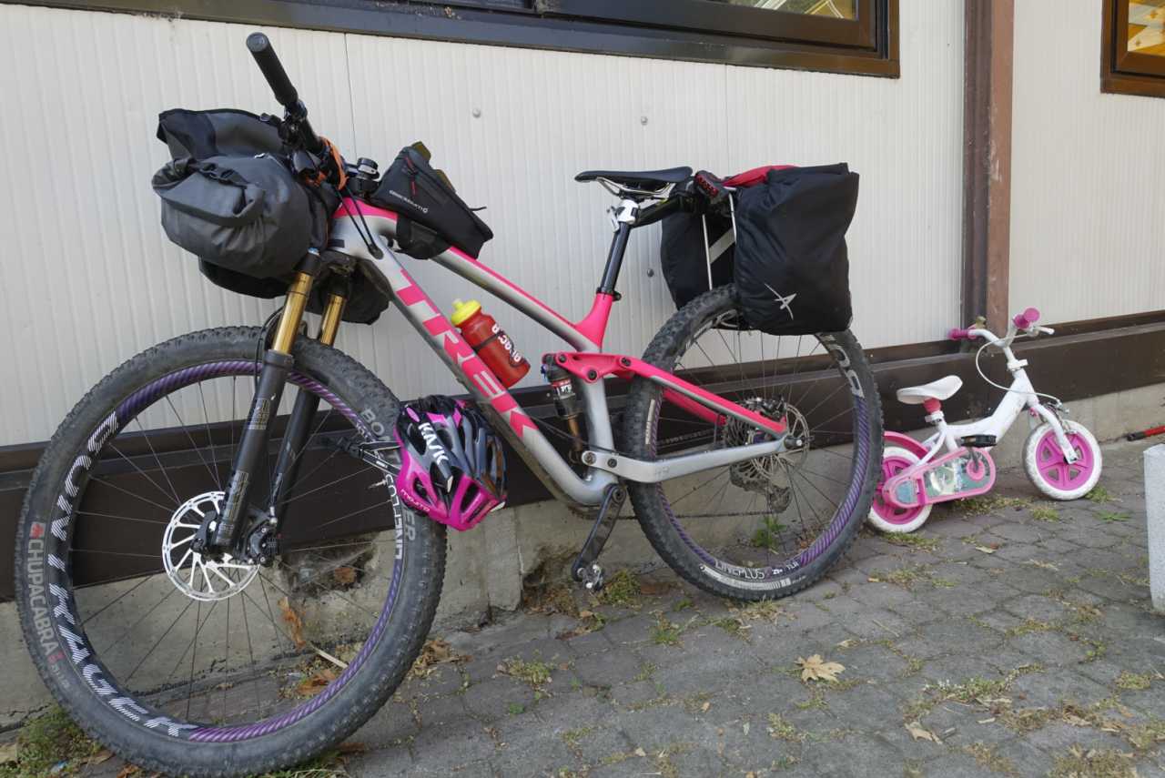 5D348C5E-110F-4CE2-B0E0-C4E862112210